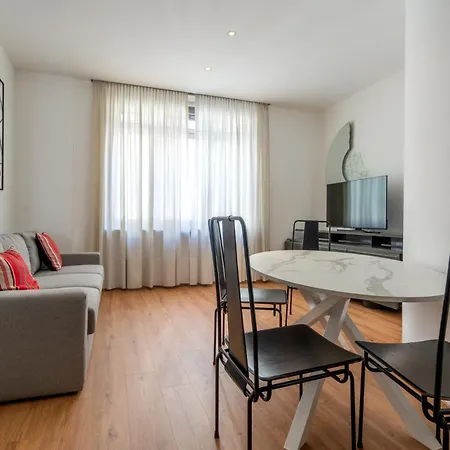 Διαμέρισμα Italianflat - Spacious 3 Bedroom With Balcony San Babila Area Μιλάνο