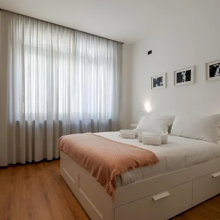 Διαμέρισμα Italianflat - Spacious 3 Bedroom With Balcony San Babila Area
