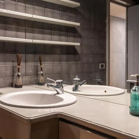 Διαμέρισμα Italianflat - Spacious 3 Bedroom With Balcony San Babila Area Μιλάνο